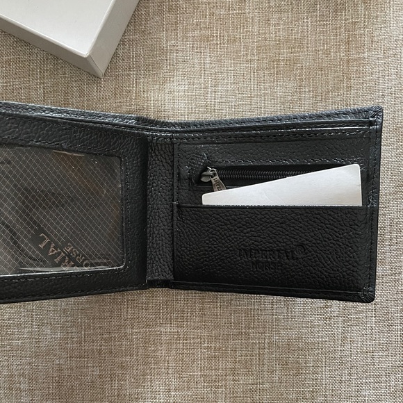 Brand New in box Men’s Wallet - Picture 4 of 6